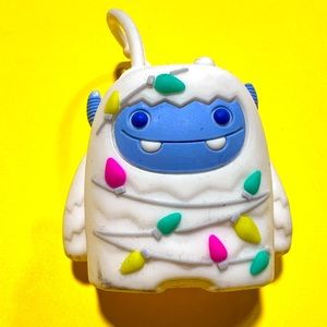 SOLD 1 Bath & Body Works Christmas Holiday YETI PocketBac Hand Sanitizer Holder